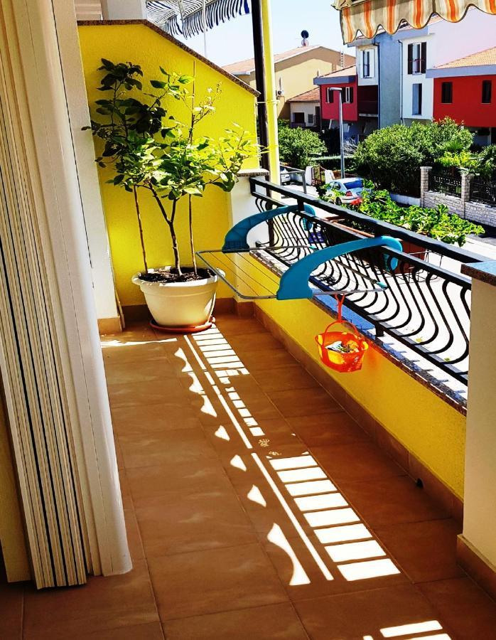 Paradise Beach Apartments Ровинь Экстерьер фото