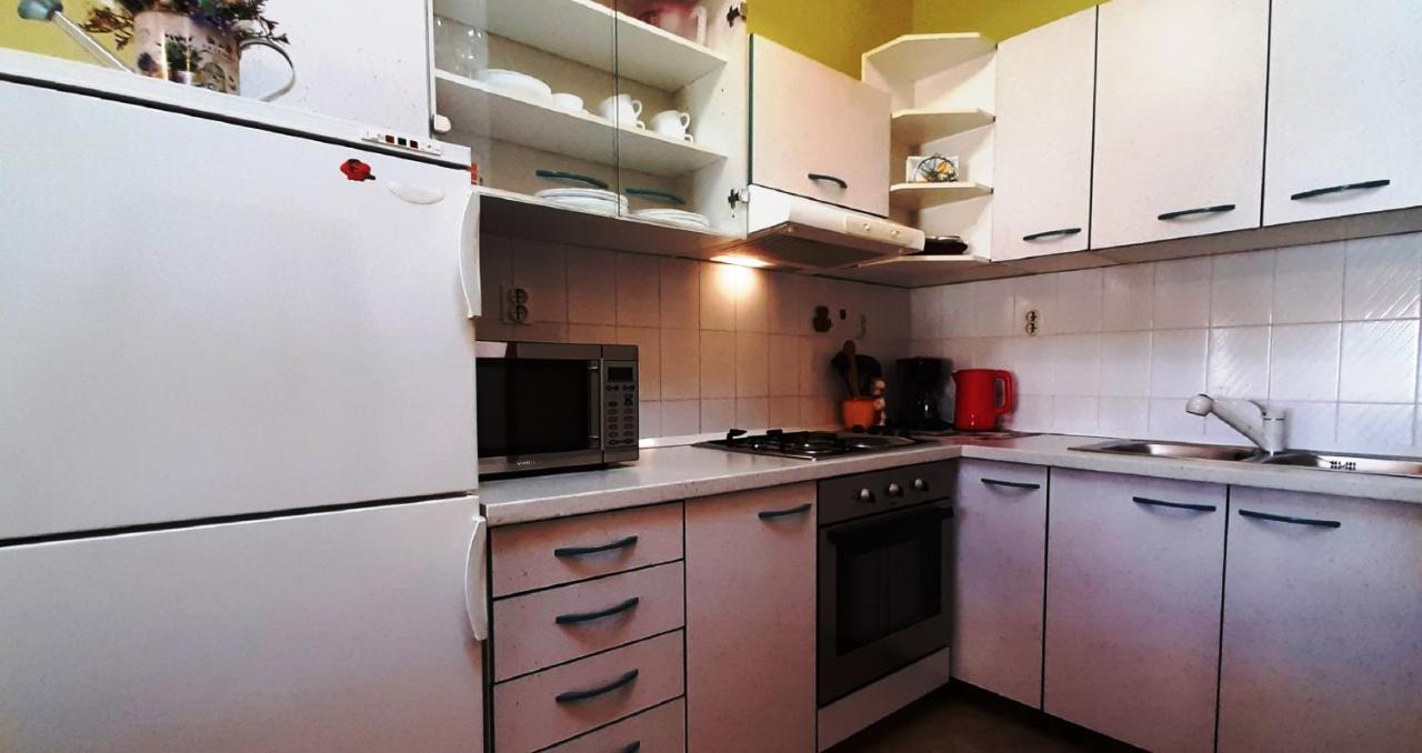 Paradise Beach Apartments Ровинь Экстерьер фото